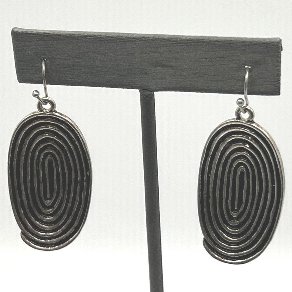 Silver Tone Pierced Oval‎ Earrings Dangle Drop Black Enamel Accents